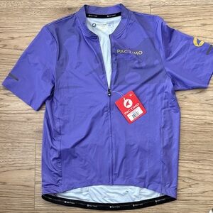 Women’s cycling jersey